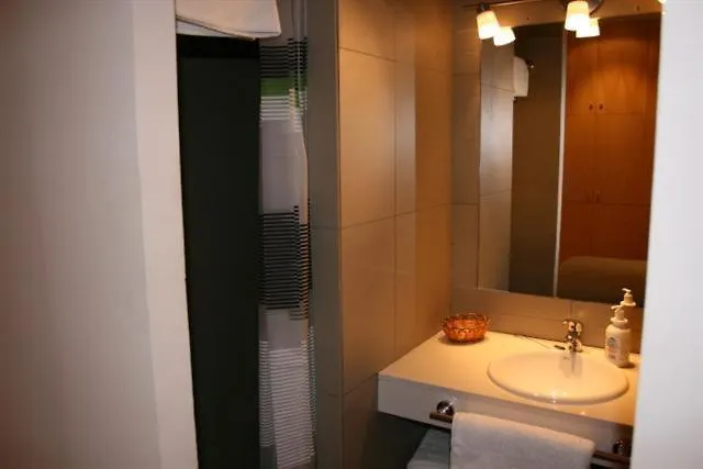 Apartamentos Bejar Barcelona 0*,  Spain
